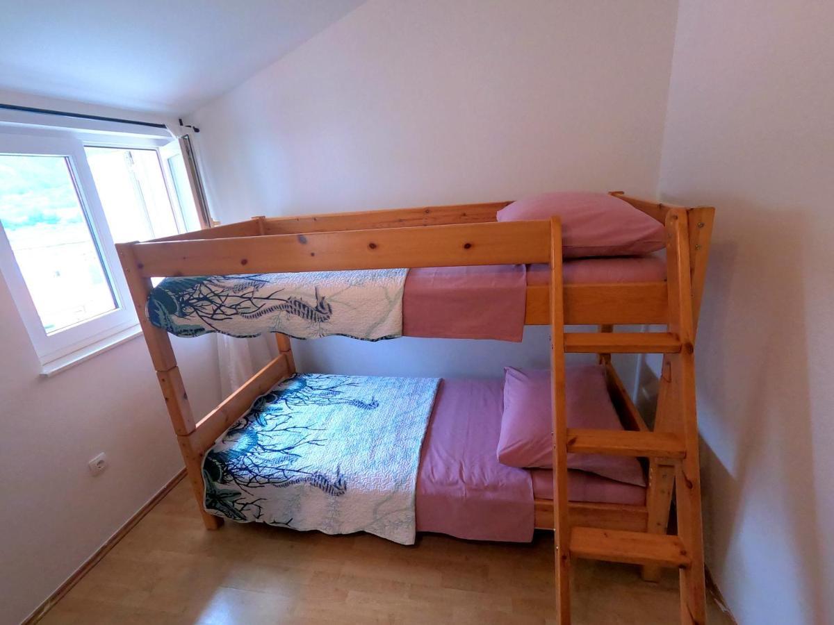 Lifestyle Apartment Podstrana Kültér fotó