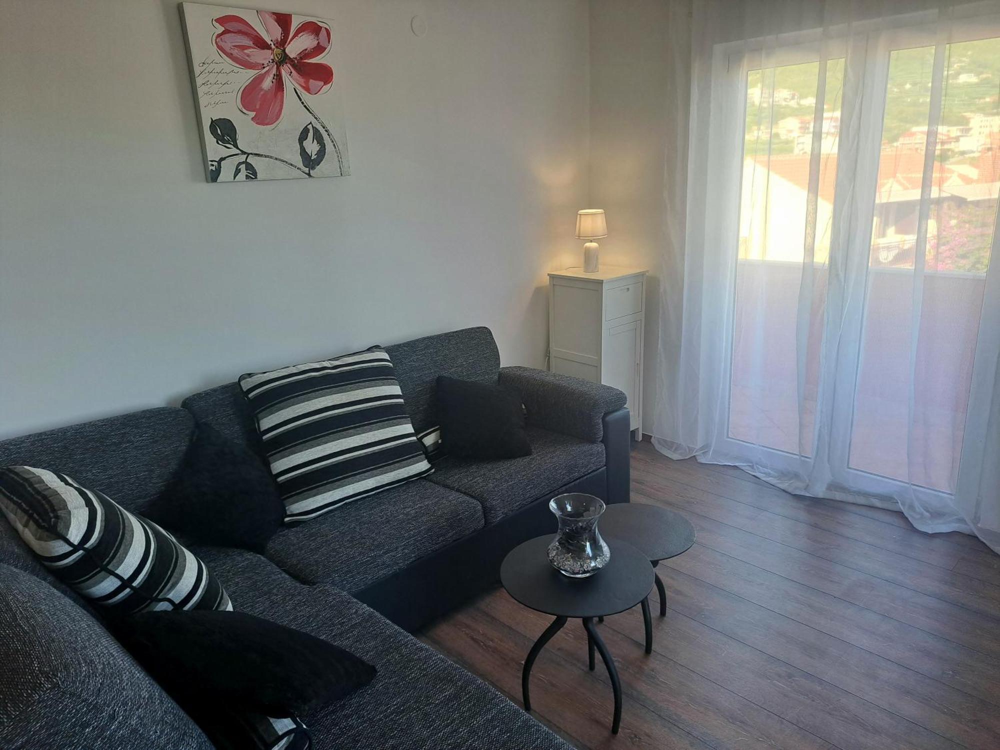 Lifestyle Apartment Podstrana Kültér fotó