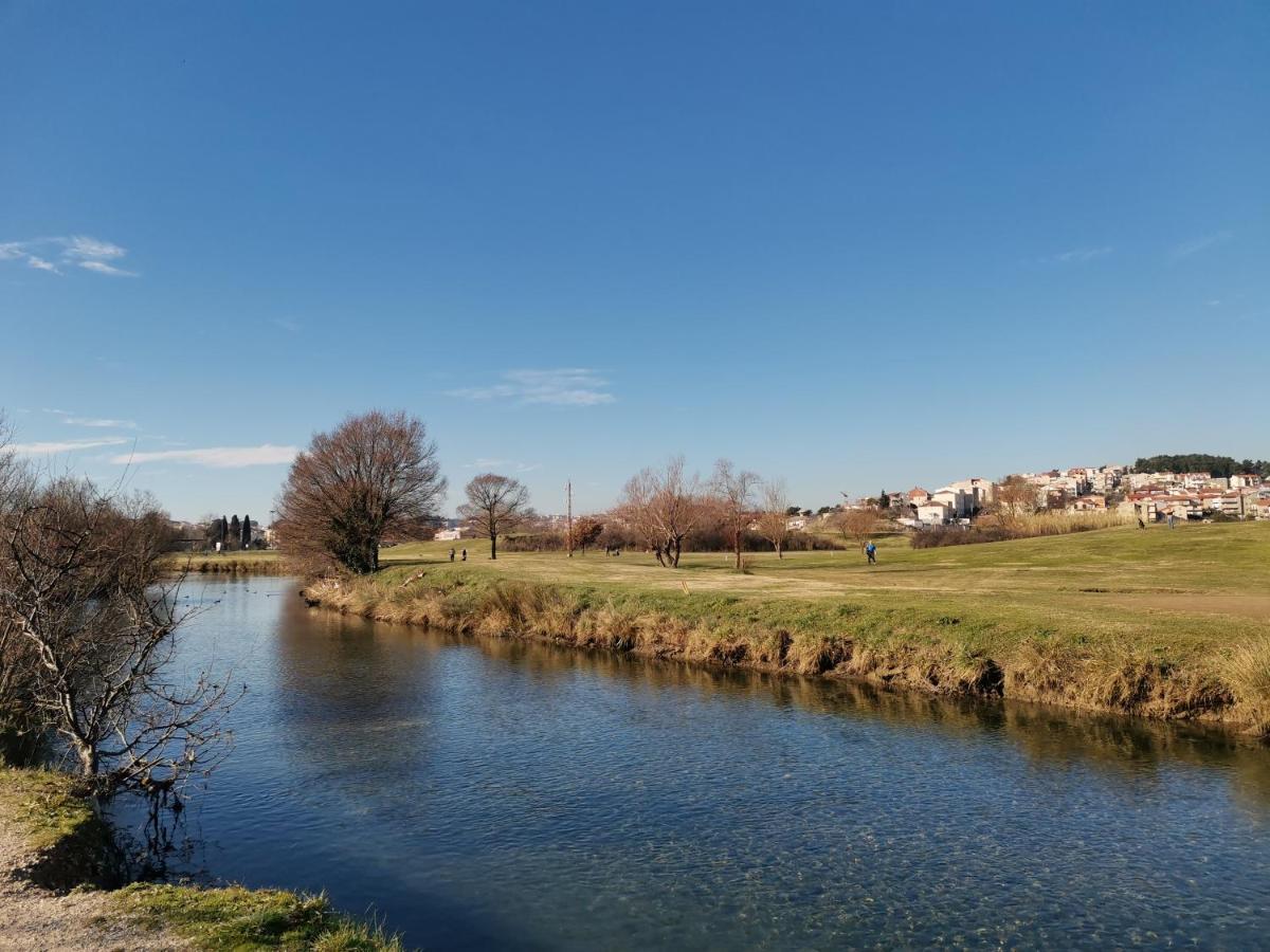 Lifestyle Apartment Podstrana Kültér fotó